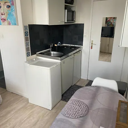 Le Petit Logis-meuble 2 Etoiles -local Velo-arrivee Autonome-h Flexibles